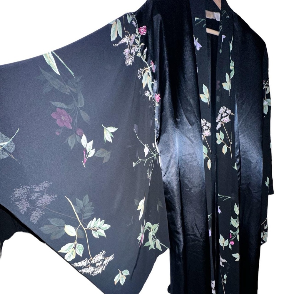 VTG Victoria secret gold label flare floral kimono maxi robe with silky detail - Picture 3 of 4